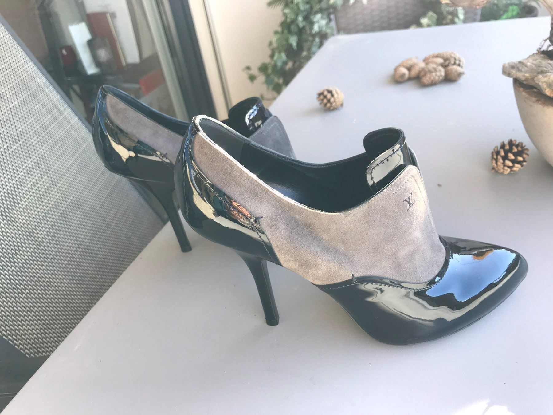Louis Vuitton Scarpe da donna: LOUIS VUITTON escarpins T 36,5 – Usato da sion venduto da orchikorchik 1