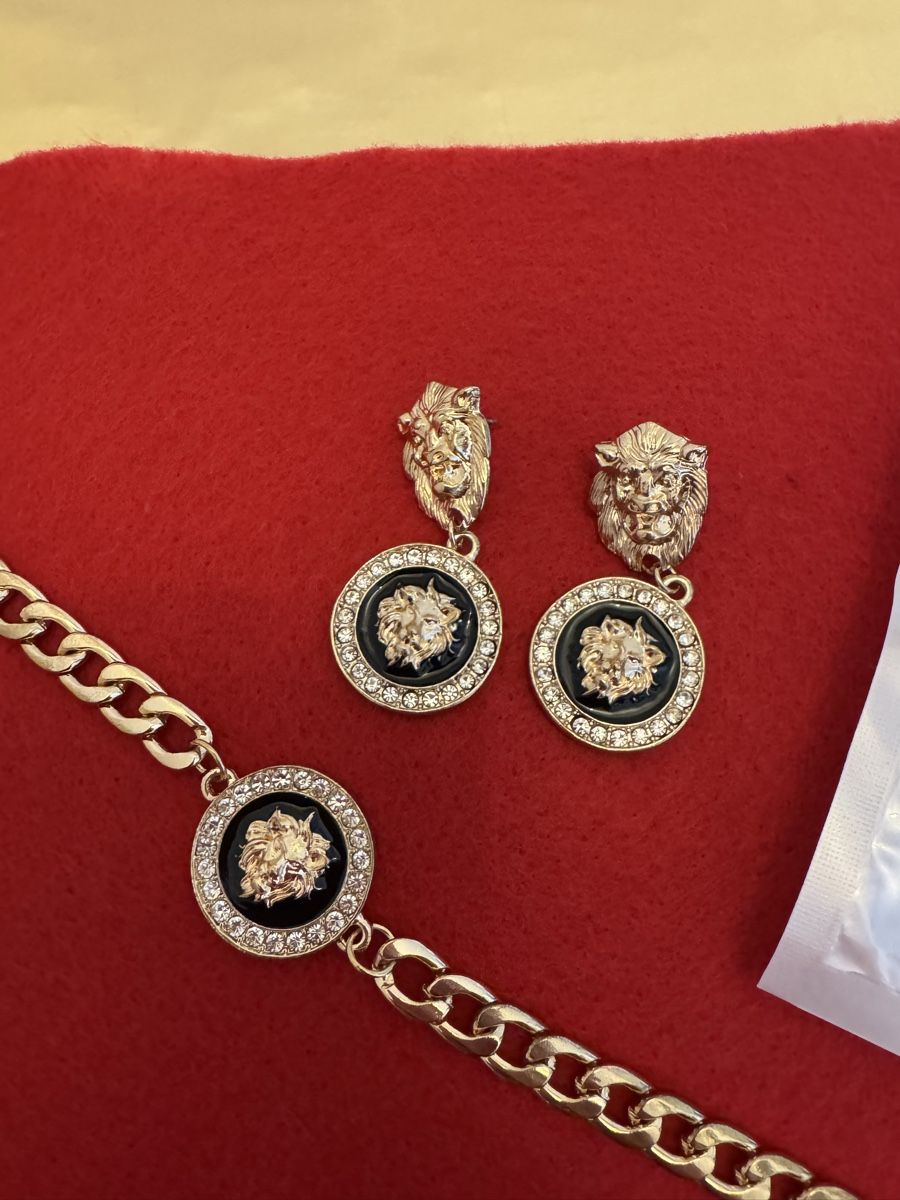Altri gioielli: Fünfteiliges Modeschmuck-Set (neu) – Nuovo (secondo la descrizione) da Lachen SZ venduto da artbyblondangel 9