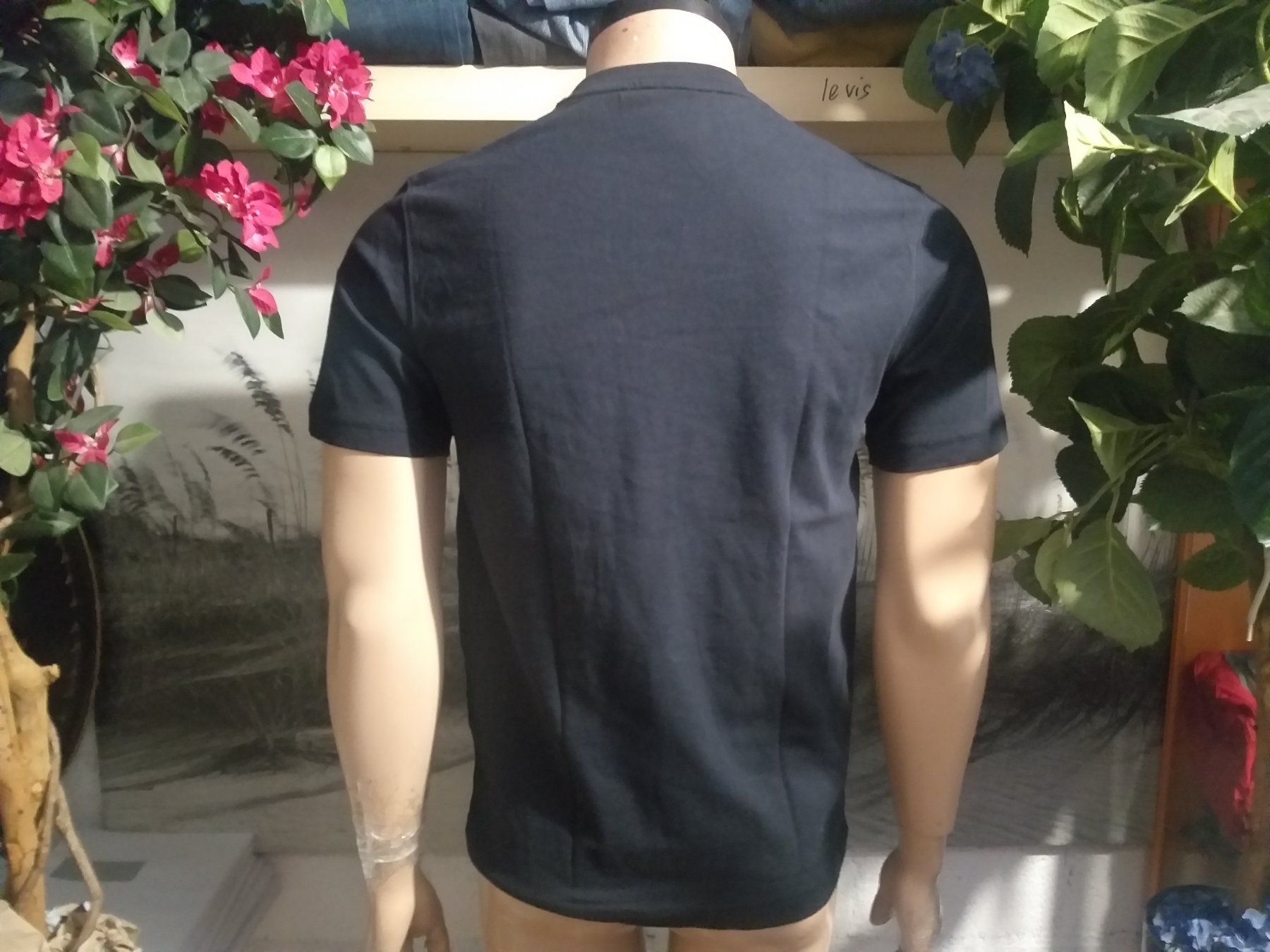 T-shirt: T-Shirt EDEN PARK    Taille / Grosse S – Usato da Cossonay-ville venduto da Super-Price-Quality 7