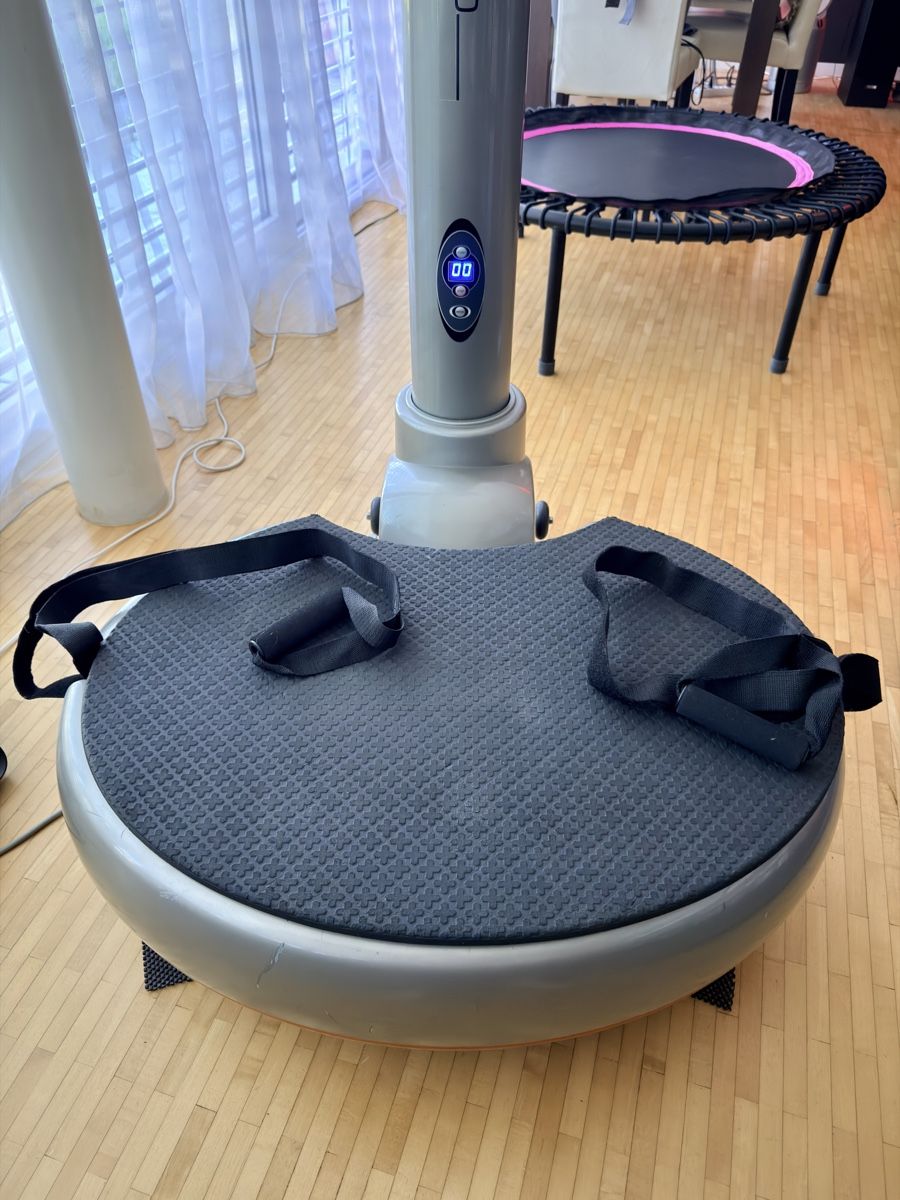 Wellcraft Hometrainer: Vibrationsplatte (Power Plate like) – Gebraucht aus Horgen von roligraf 4