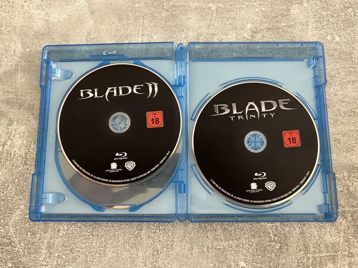 Alle DVDs: BLADE Trilogy – Gebraucht aus Emmenbrücke von nne_hm9j 3