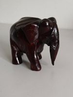 Holzelefant handgeschnitzt - Massivholz dunkel - Asien