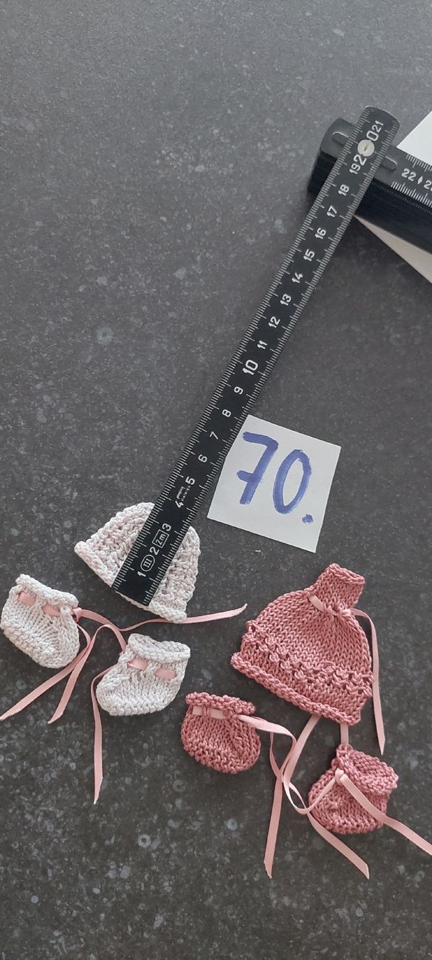 Bambole: Puppenkleidchen  neu ungebraucht – Nuovo (secondo la descrizione) da Muri AG venduto da nindo1 7