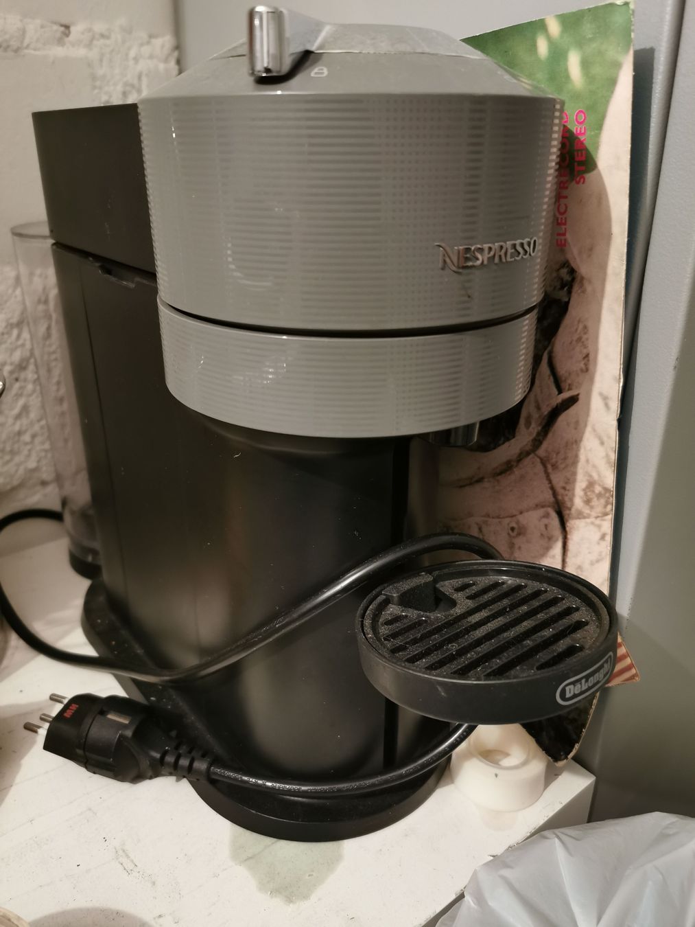 De'Longhi Machines à café & Machines à expresso: Nespresso Delonghi – D'occasion à Reinach BL par bru_qpv2
