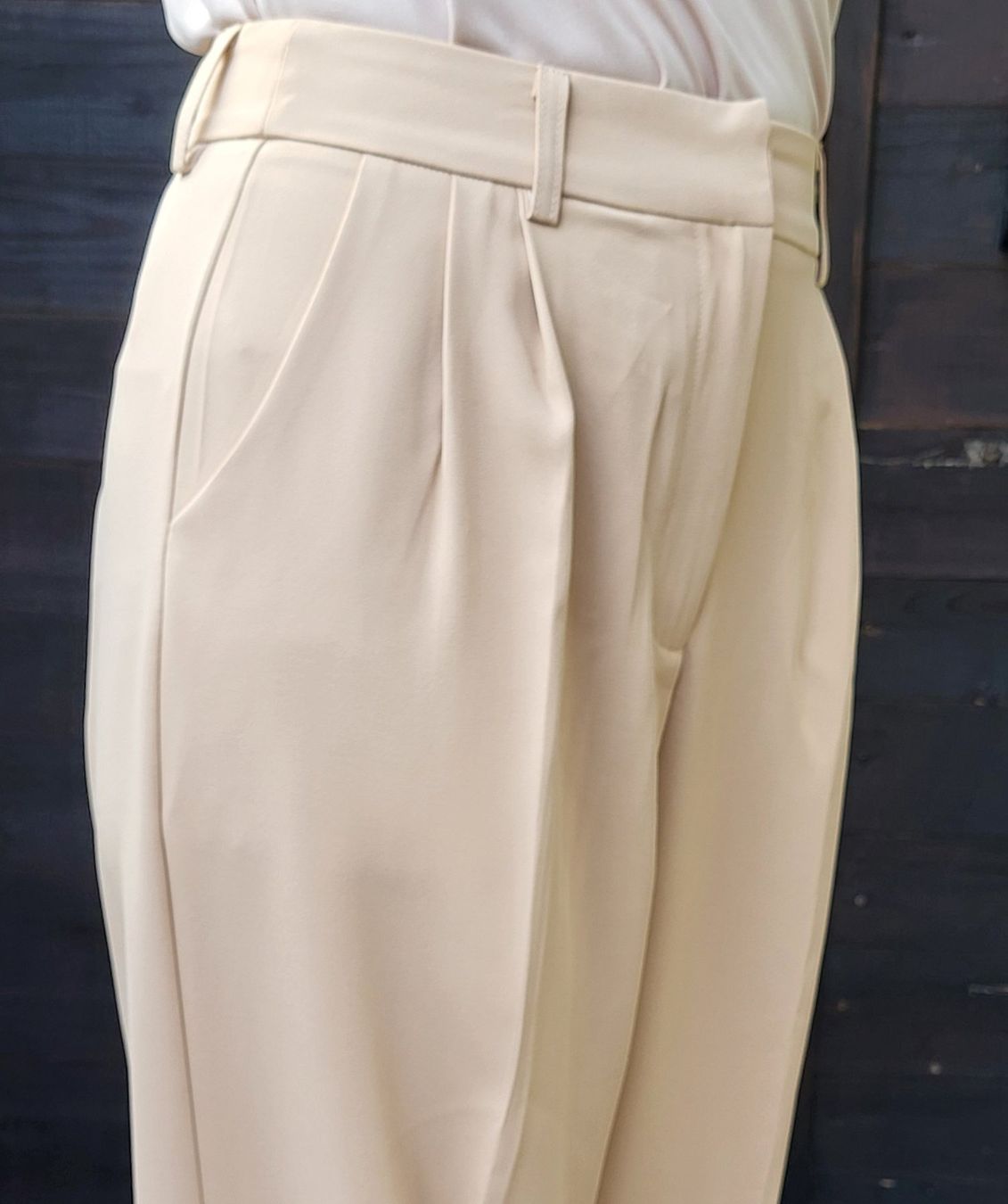 Pantaloni: Pantalon beige – Nuovo (secondo la descrizione) da Fribourg venduto da VictoriaShop7 4