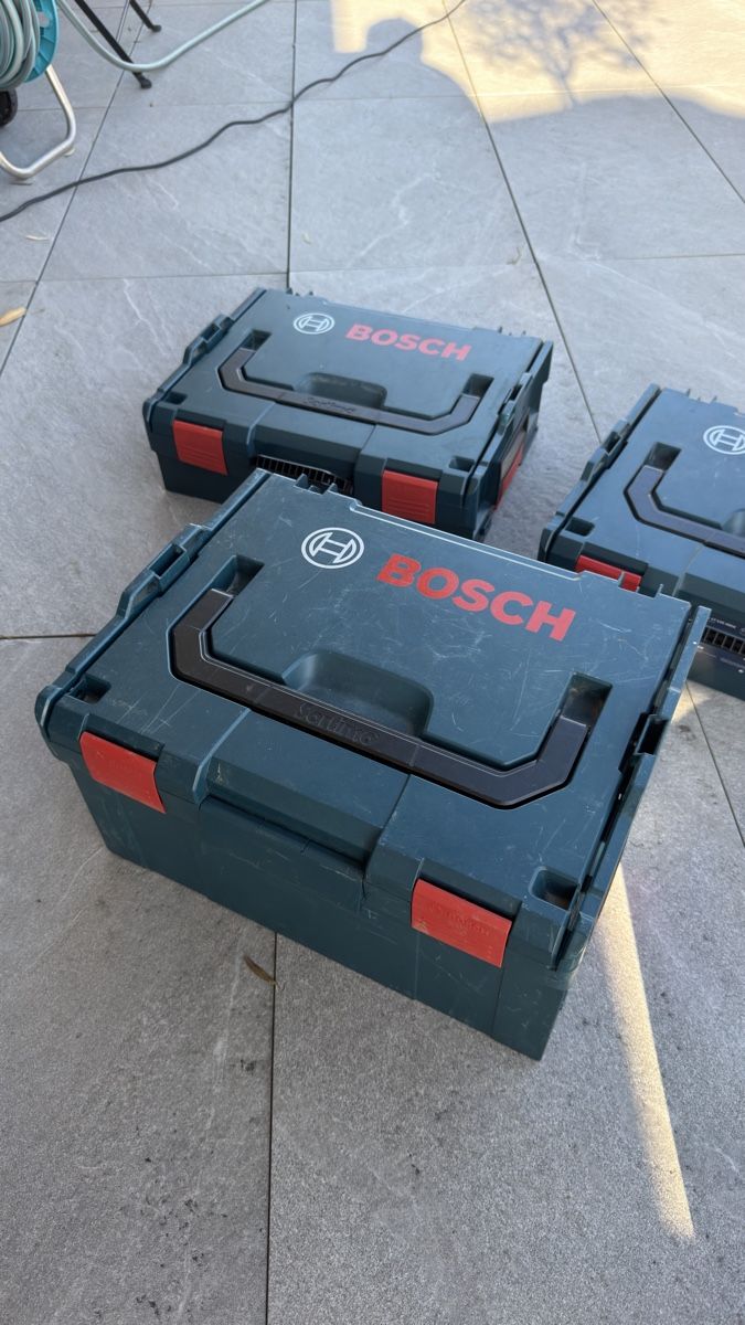 Casse di trasporto: Bosch L Boxen leer 3 Stk stapelbar – Usato da Wolfwil venduto da Poulet60 1