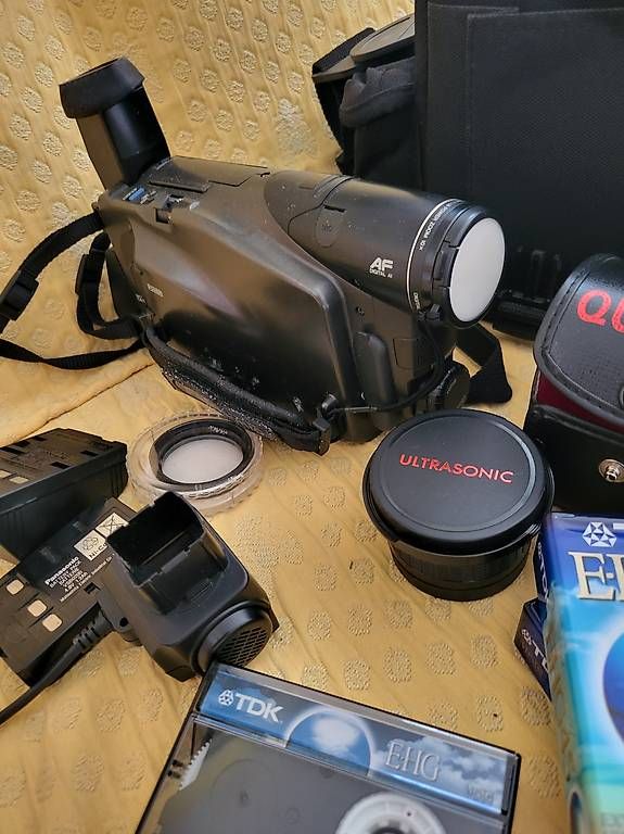 Camcorder: Top kaum benutze Videokamera top Gerät  – Gebraucht aus Kriens von Aschada 2