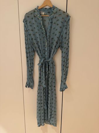 Maxikleid von Essentiel Antwerp