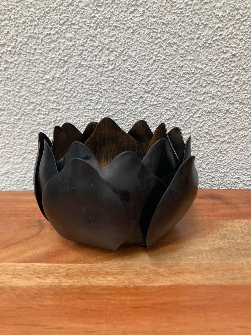 Statuette: Schöne Buddha Statue mit Lotusschalen Teelichter – Nuovo (secondo la descrizione) da Mels venduto da T-Sargans 3