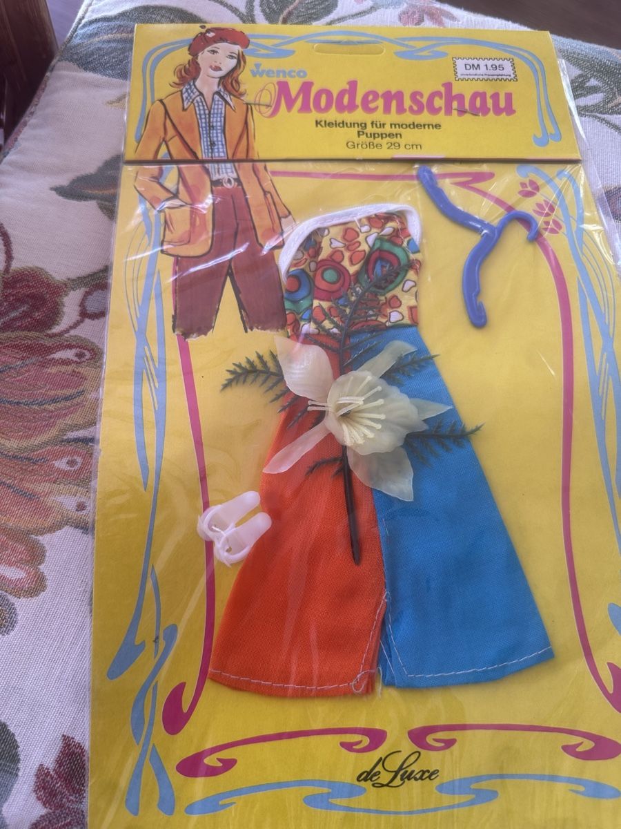 Bambole: 5x Vintage Barbie -Clone Kleider – Usato da Herbriggen venduto da Sehrazade 2