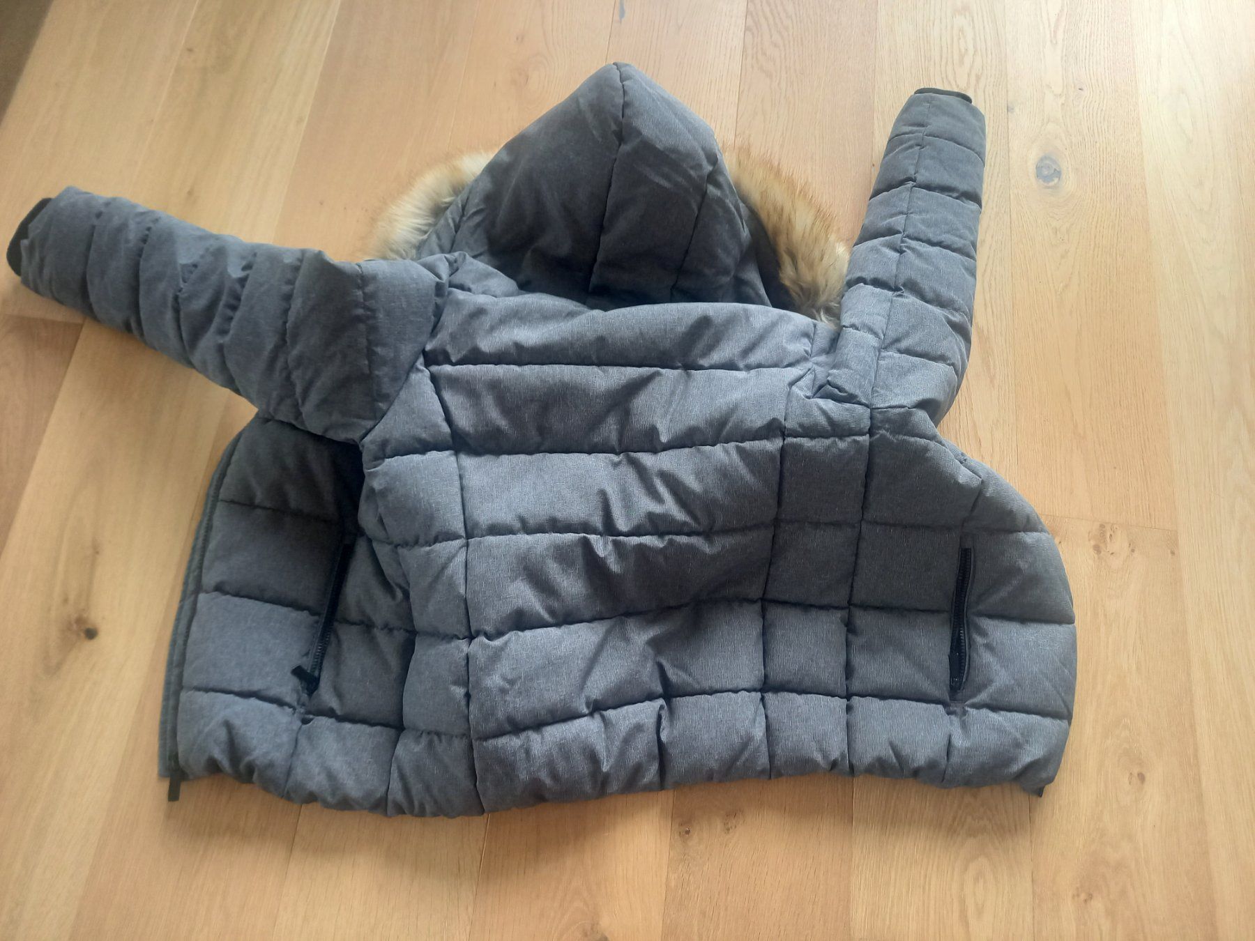 Vestes: Winterjacke grau – D'occasion à Kaltbrunn par Koschka75 2