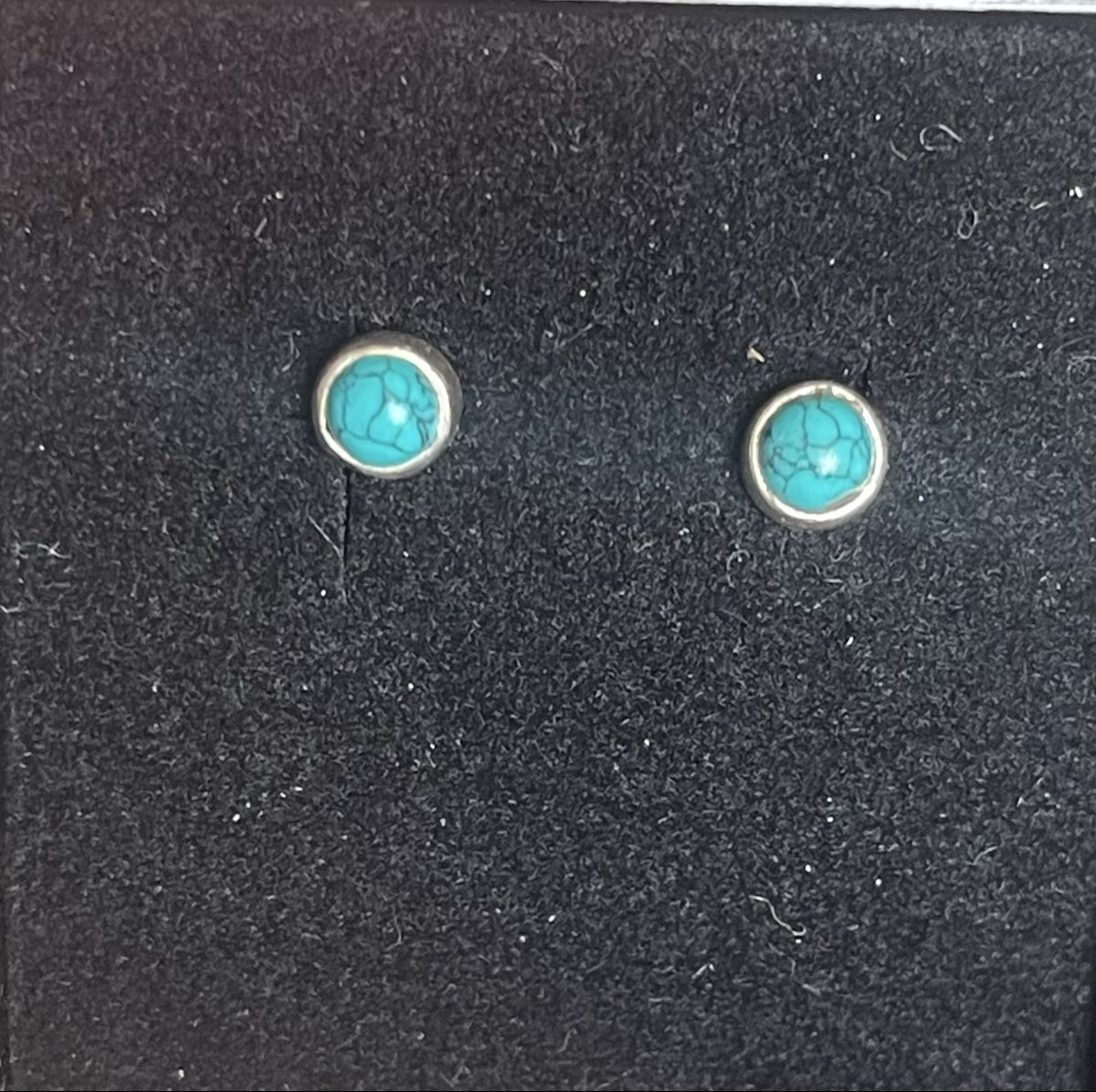 Orecchini pendenti & Orecchini a lobo: Clous d’oreille en turquoise – Nuovo e nell'imballaggio originale da Chêne-Pâquier venduto da ofly_1987 1