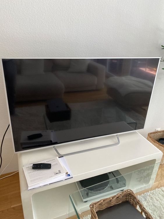 Tv SONY BRAVIA 55 inch 4k + Tv Stand Kaufen auf Ricardo