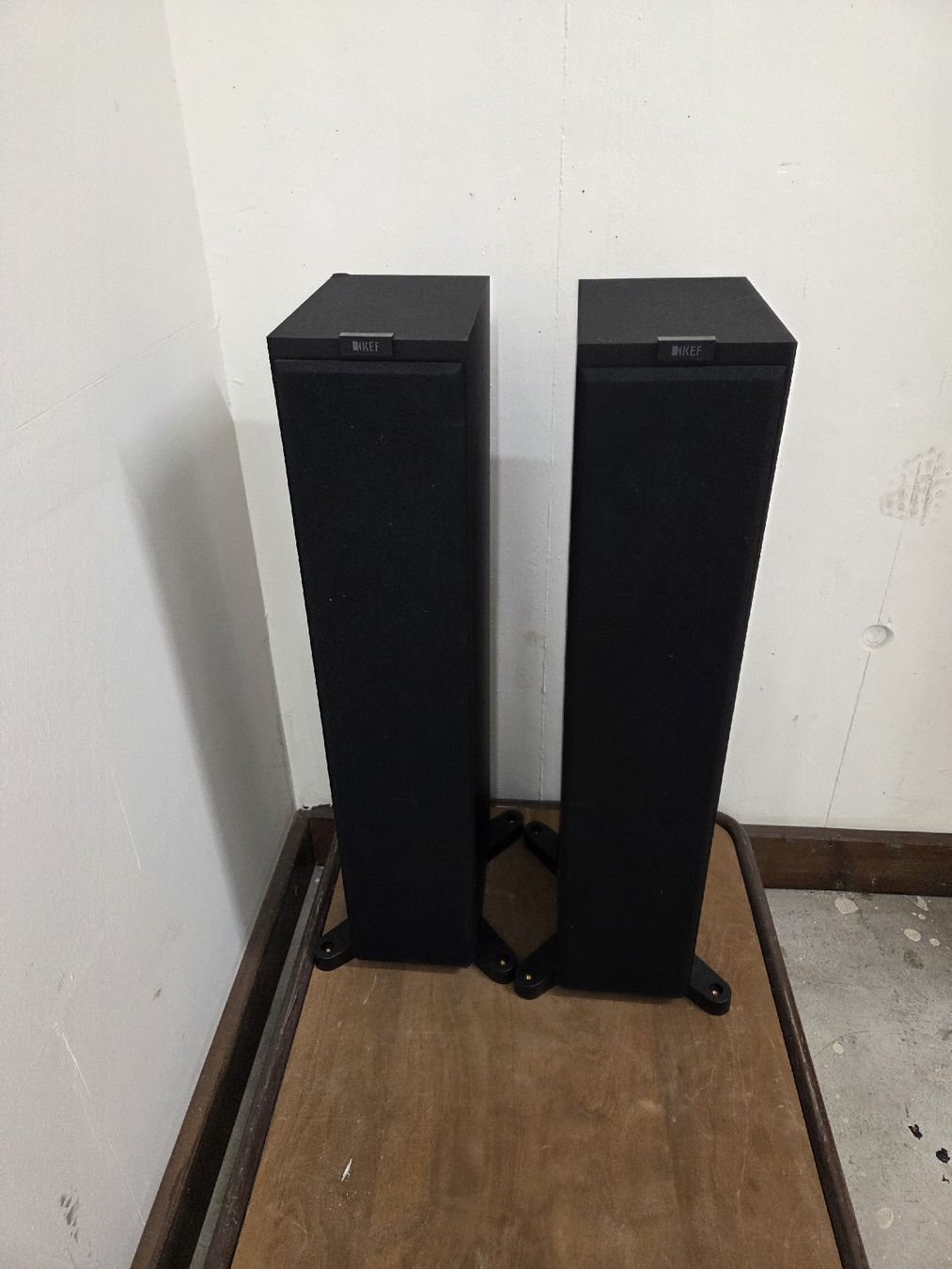 Kef Casse acustiche: Kef Q550 Standlautsprecher  – Usato da Dietikon venduto da Allegra34 3