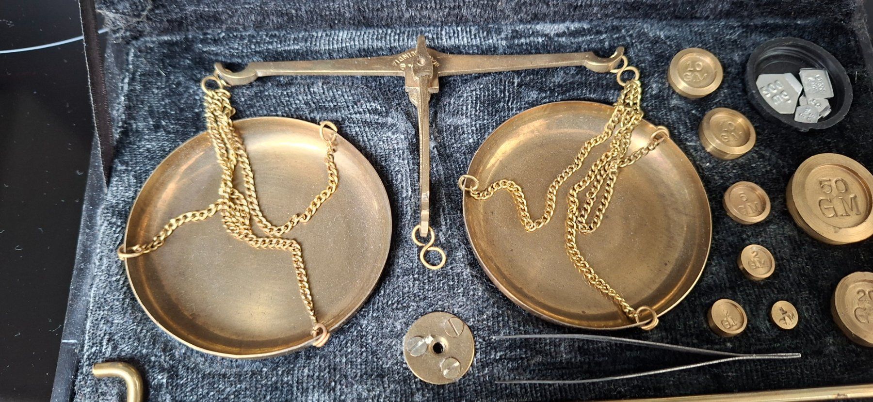Bilance e pesi: Goldwaage in Box – Usato da Möhlin venduto da teddybaer8 1
