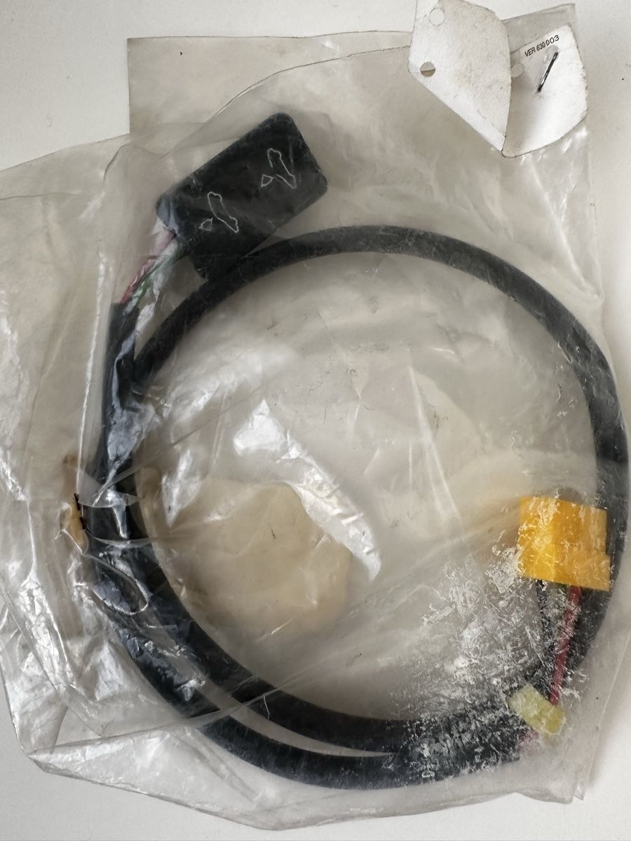 Porsche Tutti pezzi di ricambio auto: Porsche 928 Schiebedachschalter - Teilenummer 92861312002 – Nuovo e nell'imballaggio originale da Honau venduto da mischuchichaeschtli 2