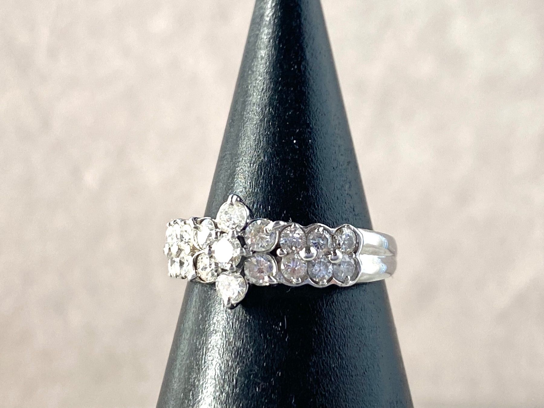 Ringe: 1ct Karat Diamant Ring aus Platin – Gebraucht aus Kriens von hannaandkiko 7