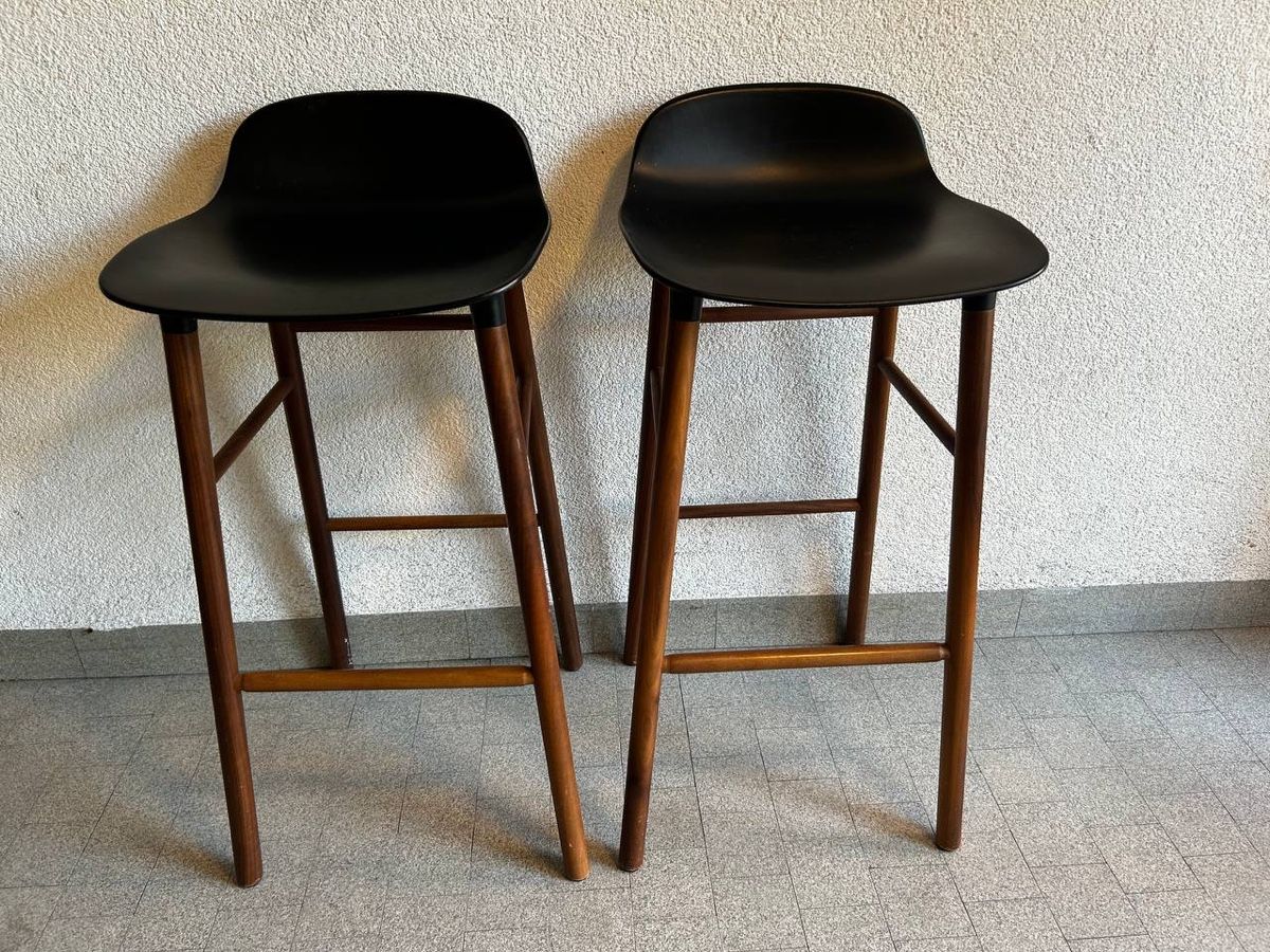 Normann Copenhagen Hocker: Hocker Normann Copenhagen Forma – Gebraucht aus Zürich von Anastasiia. 1