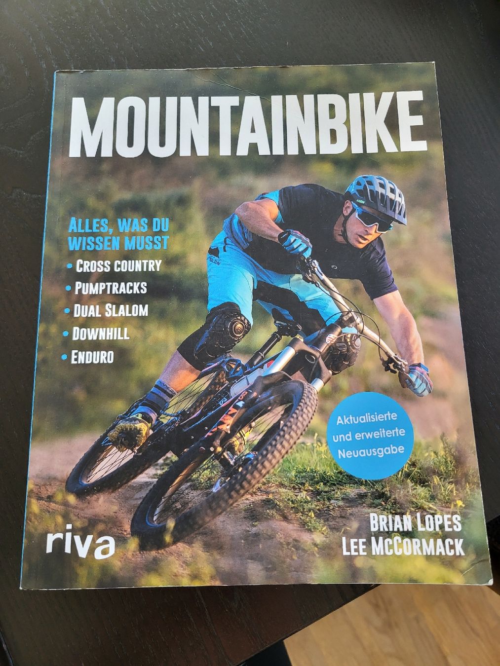 Libri: Buch Mountaibike von Brian Lopes,  Lee McCormack – Nuovo (secondo la descrizione) da Samstagern venduto da witschan