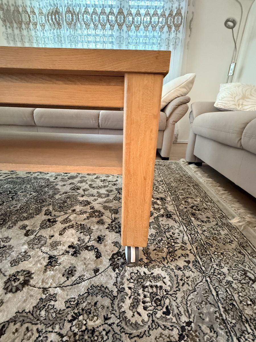 Tavoli: Couchtisch aus Holz mit Rollen – Usato da Volketswil venduto da habibeoez 2
