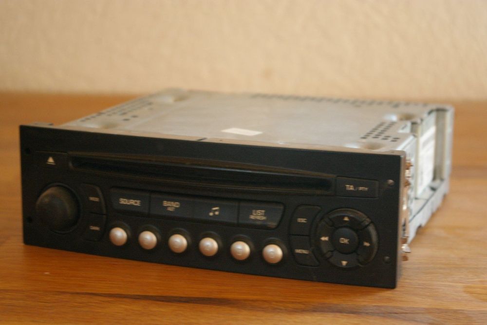Autoradio Original Citroen/Peugeot RD4 sehr günstig | Kaufen auf Ricardo