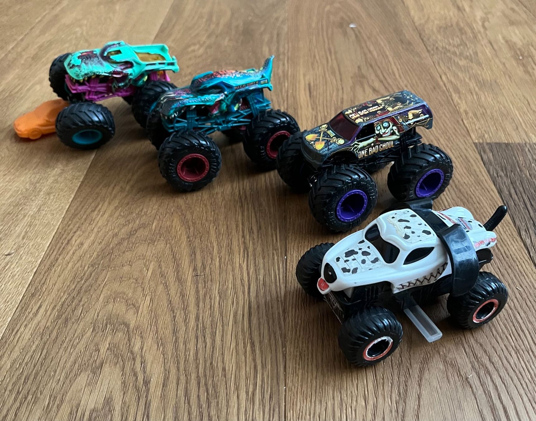 Jouets: Monstertrucks – D'occasion à Bäretswil par Ctacol