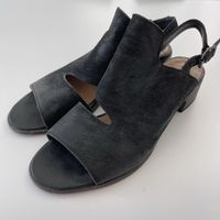 MOMA Shoes