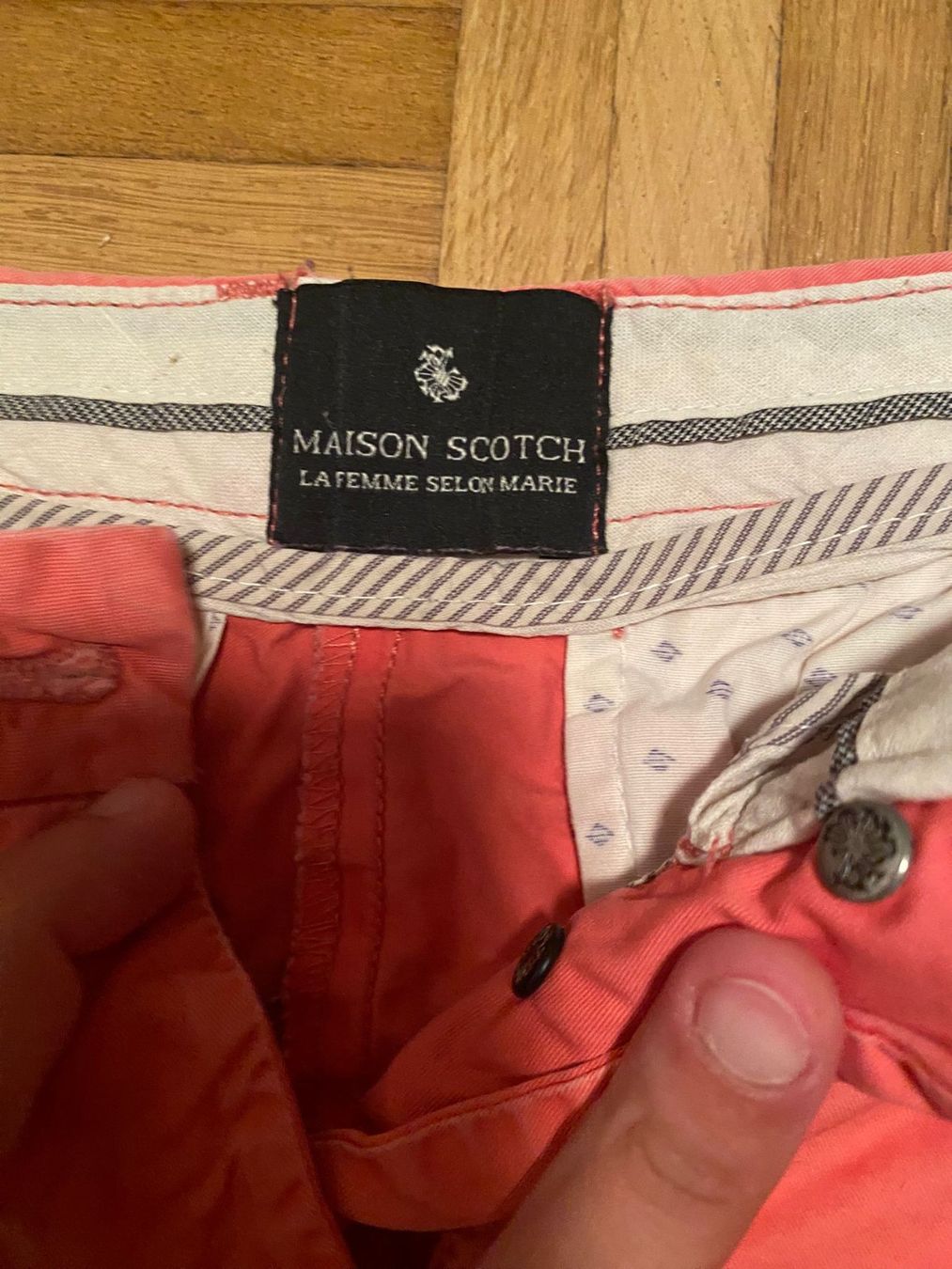 Maison Scotch Pantaloni: Maison Scotch Shorts – Usato da Bern venduto da jbern3012 2