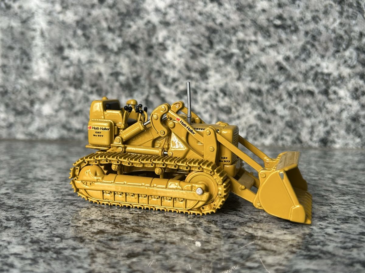 Caterpillar Kit di modellismo & Modellini statici: Caterpillar 977, 1:50 , Norscot – Usato da Horw venduto da Tigercat635 1