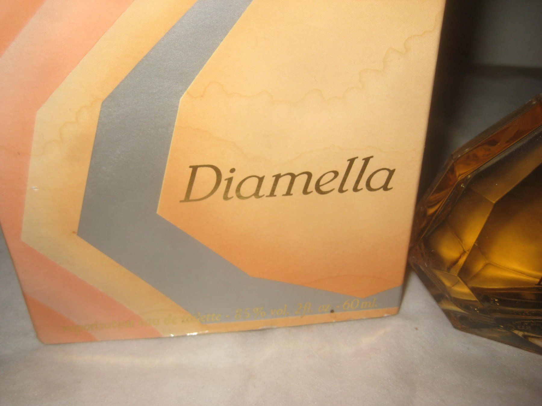 Yves Rocher Profumi & Eau de Toilette: PARFÜM DIAMELLA – Nuovo (secondo la descrizione) da Uster venduto da flocke1 2