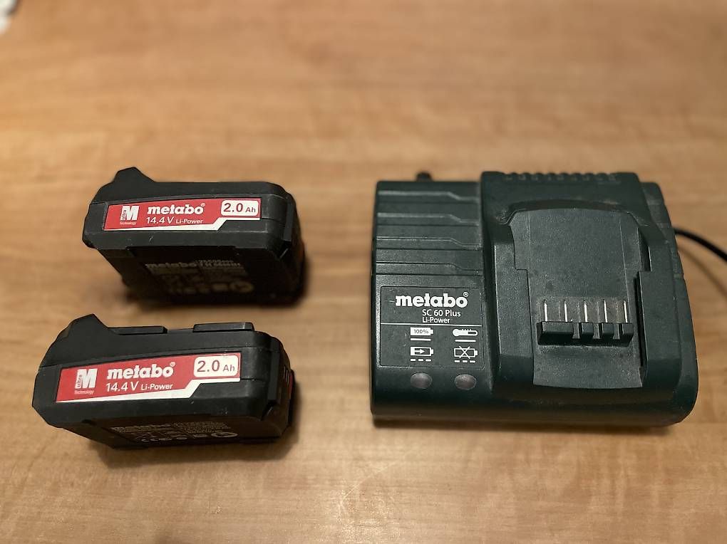 Metabo Caricatori & Batterie: Metabo Ladegerät 14.4V plus 2 Akku – Usato da Zürich venduto da BananaB