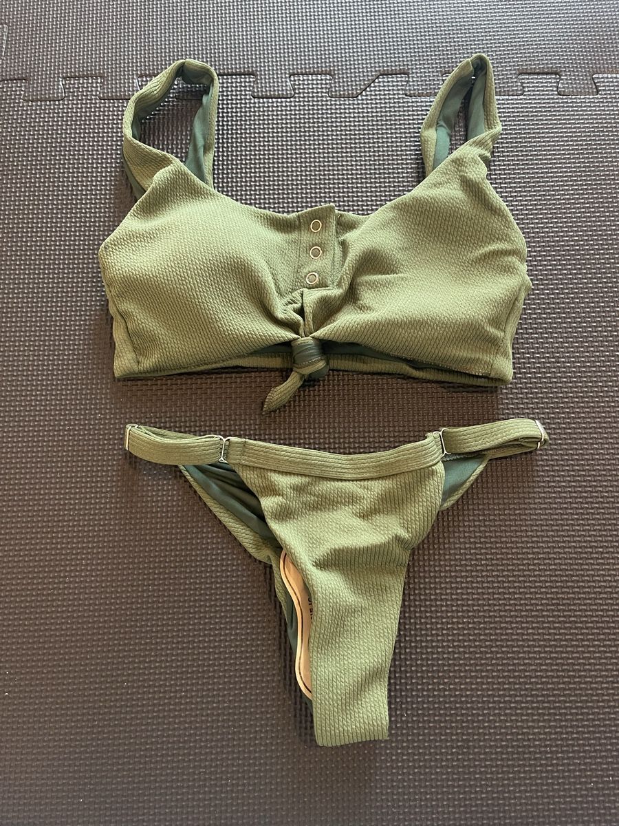 Costumi da bagno & Bikini: Neues Bikini in Grün Gr L – Nuovo e nell'imballaggio originale da Bassersdorf venduto da Sandy456