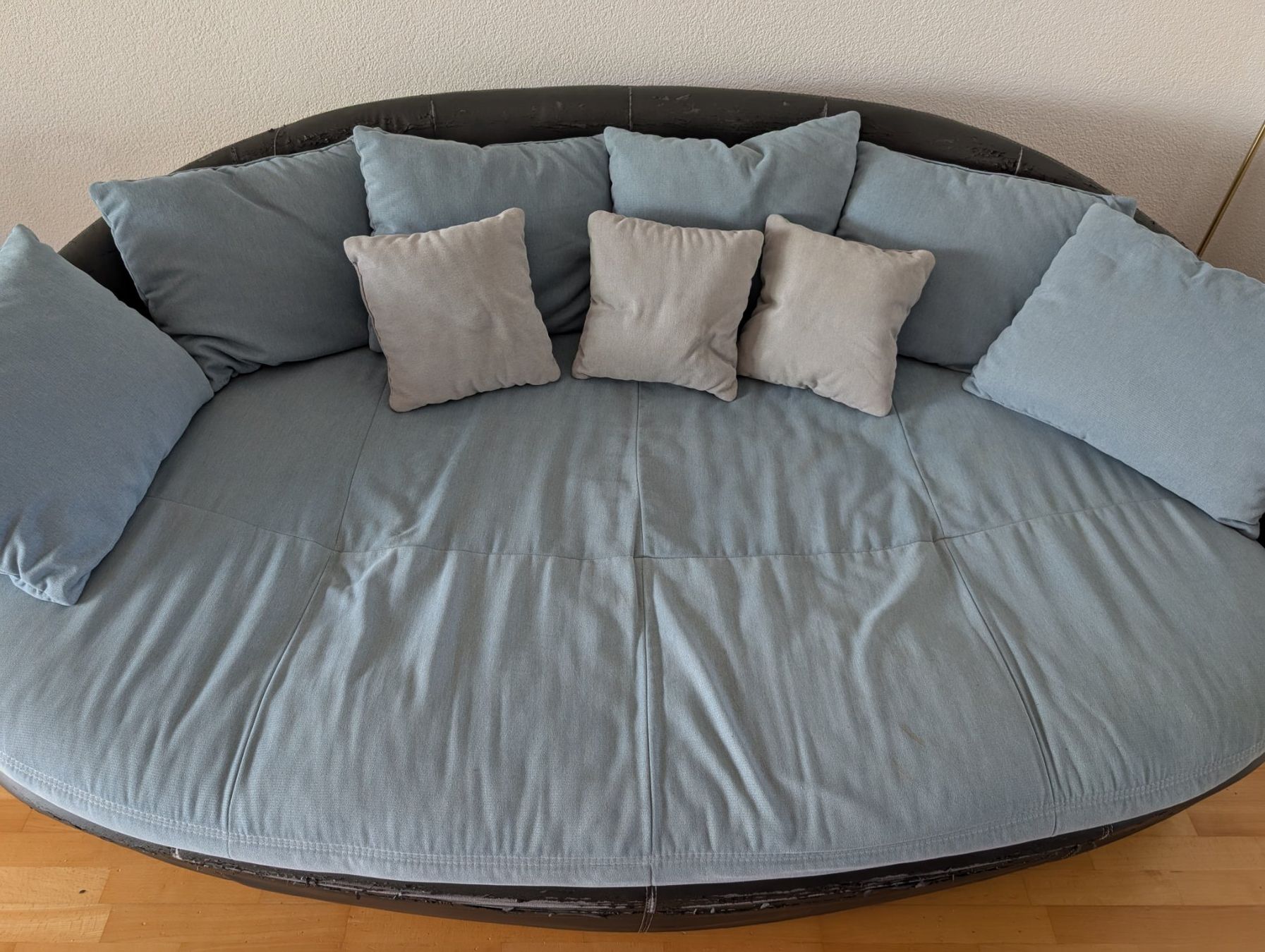 Conforama Divani: Grosses Sofa von Conforama – Usato da Pfäffikon SZ venduto da gosia912
