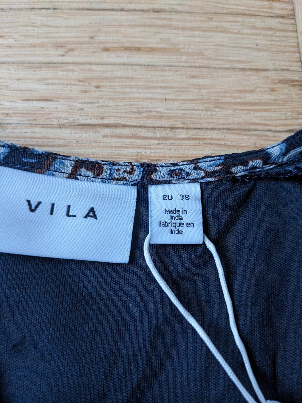 Vila Blusen: VILA Bluse Gr. 38 (neu mit Etikett) – Neu und originalverpackt aus Lengnau AG von Nathi88 6