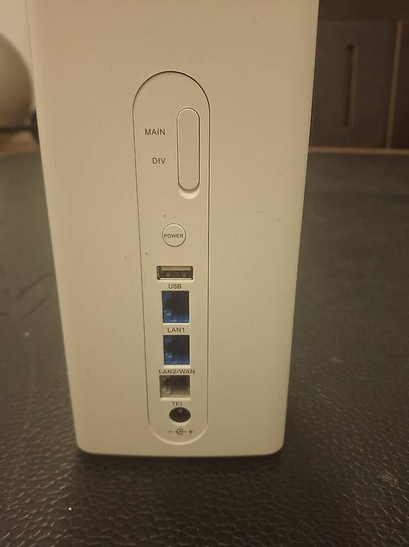 Modem & Router: Huawei Wifi Tower – Usato da Therwil venduto da Johndo01 3