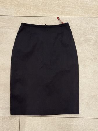Hugo Boss Rock schwarz Grösse 32 guter Zustand