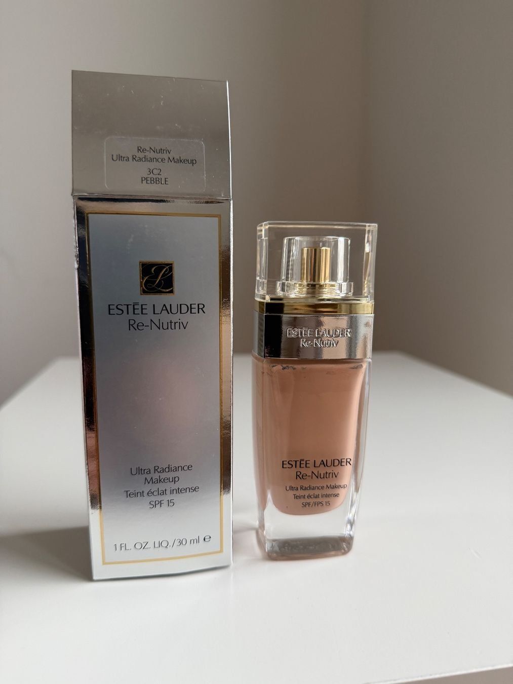 Estée Lauder Make-up: Make Up Estée Lauder NEU – Nuovo e nell'imballaggio originale da Dänikon ZH venduto da tug_m9b6