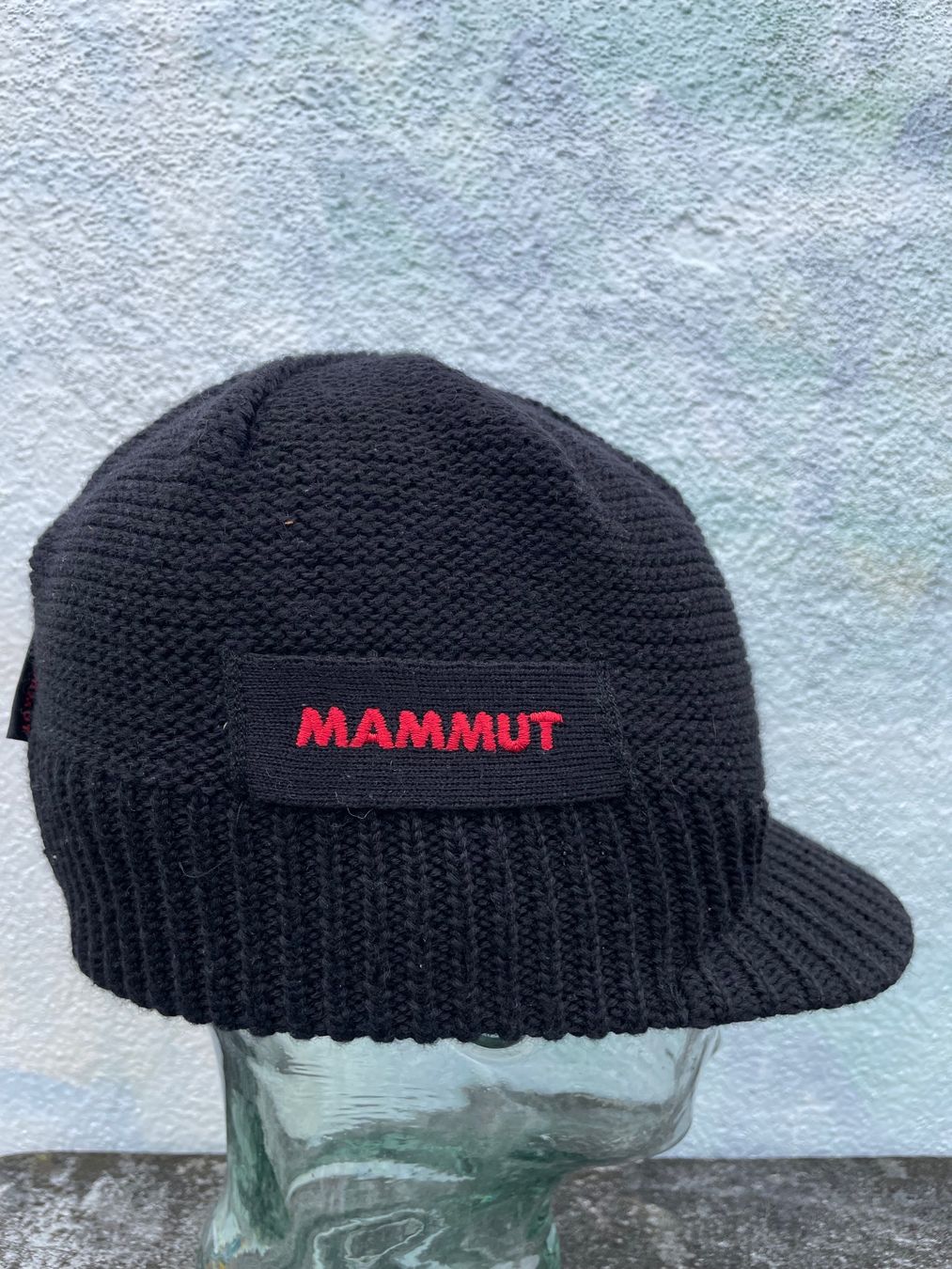 Mammut Copricapi, berretti & cappellini: Vintage Y2K Mammut Beanie – Usato da Zürich venduto da le_souk 1