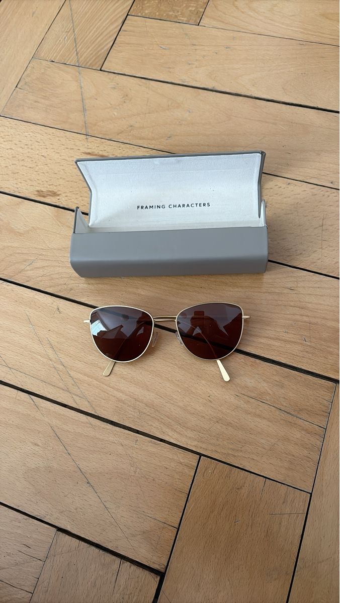 Viu Occhiali & Lenti: Viu Brille – Usato da Basel venduto da Colinecolune