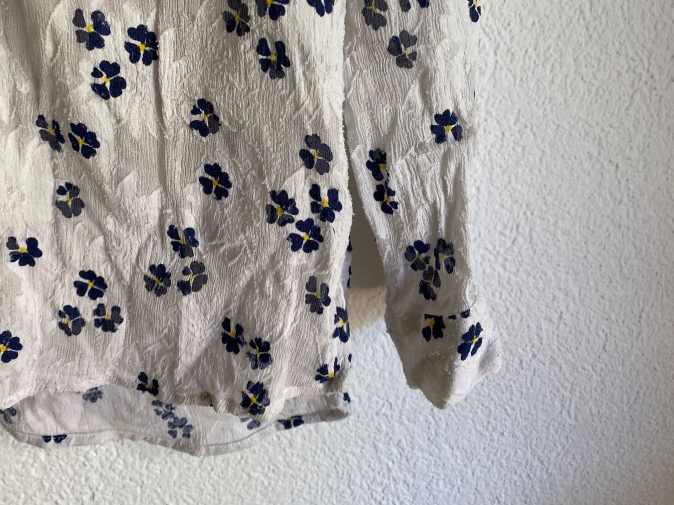 Gérard Darel Camicette: halbtransparente Seidenbluse, Gerard Darel Gr. 42 (fr) – Usato da Spiegel b. Bern venduto da corn2009 2