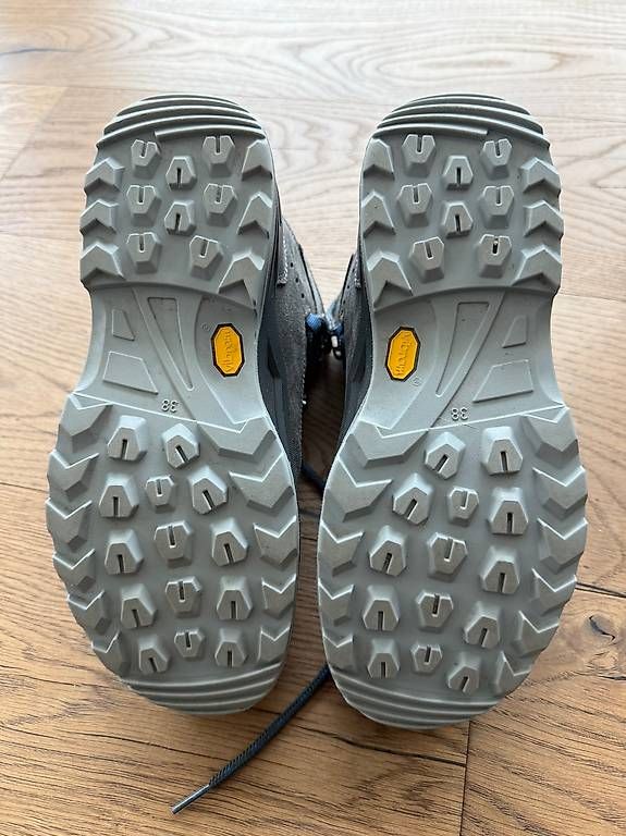Chaussures garçon: Wanderschuh Lowa Grösse 38 – D'occasion à Wallisellen par eve1000 3