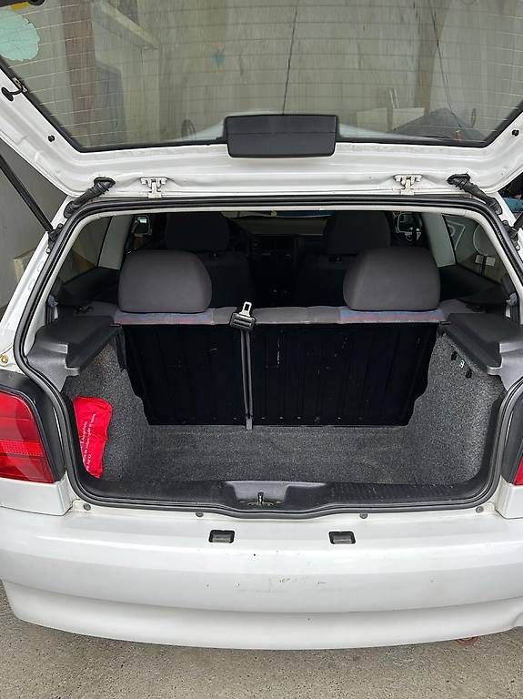 VW Automobili: Vw Polo zu verkaufen – Usato da Hugelshofen venduto da Birgit90 3