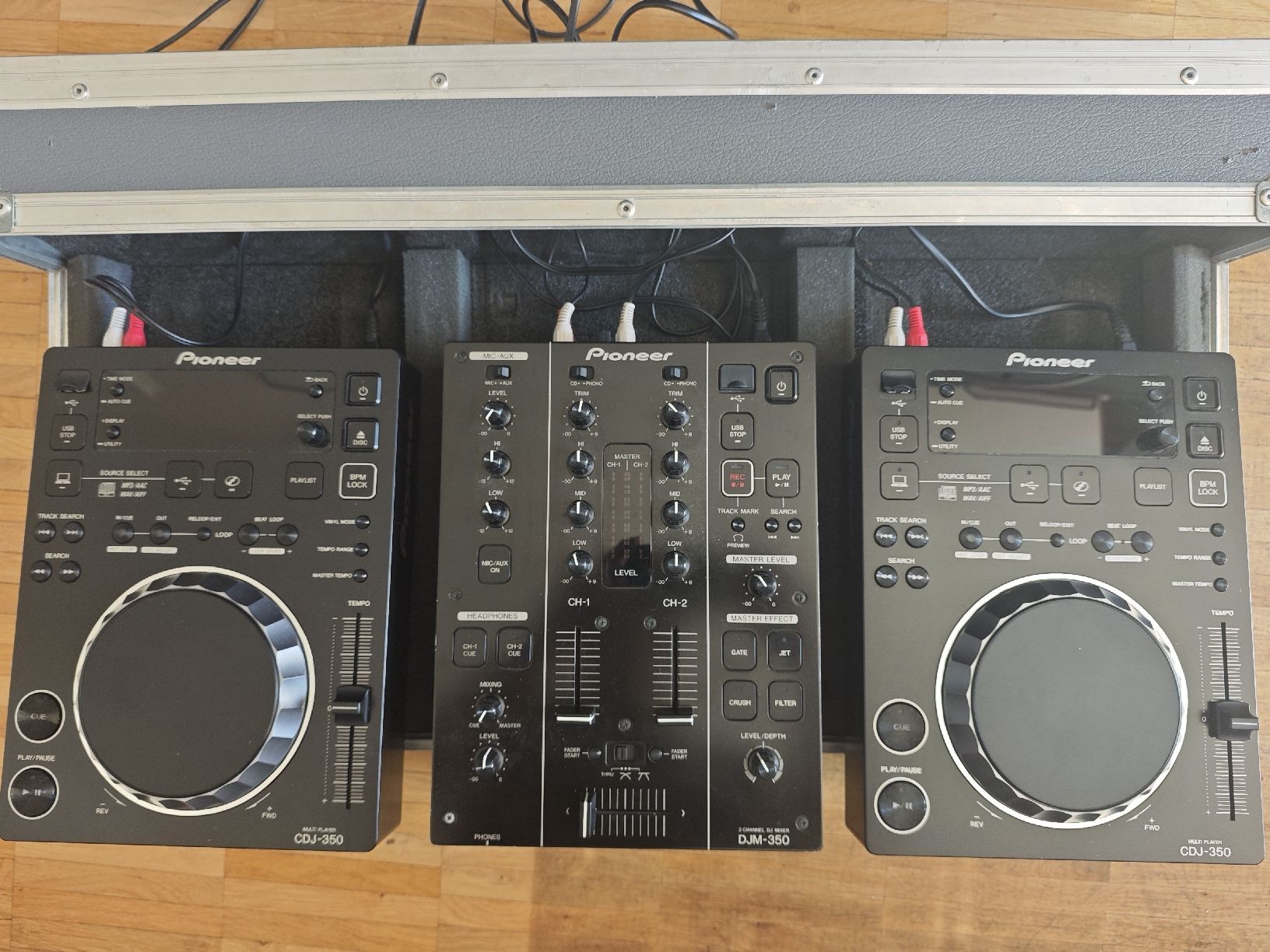 Pioneer Console di mixaggio: Pioneer DJ Set 350 inkl. Case – Usato da Niederhasli venduto da Nadch22 5