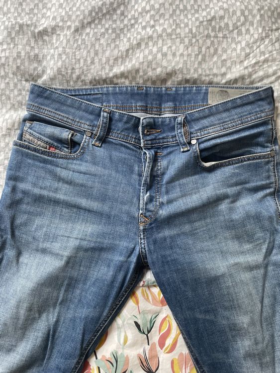 Diesel Jeans: Diesel Sleenker, taille 29/30, coupe slim-skinny – Usato da Coppet venduto da Len007 3