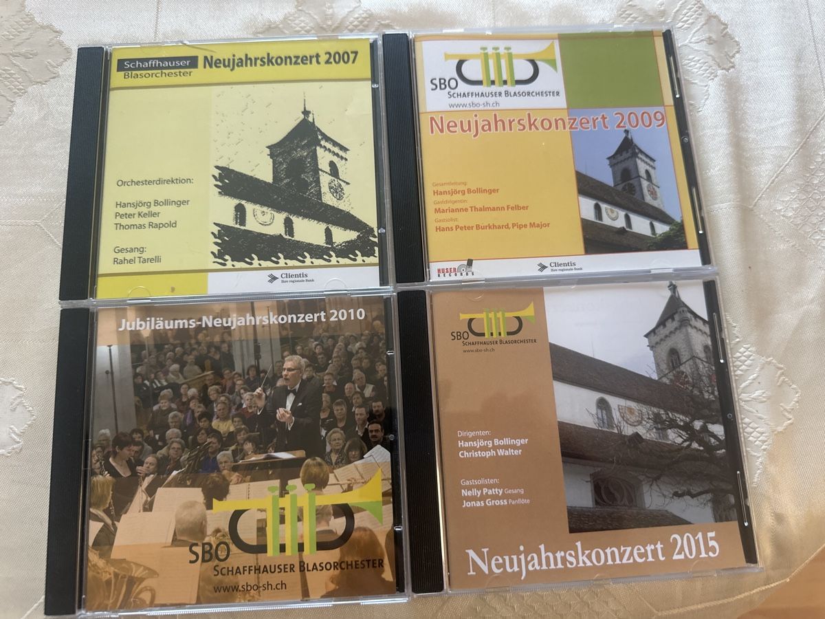 CD: 4 Schaffhauser Blasorchester Neujahrskonzerte – Usato da Schaffhausen venduto da D-MAC