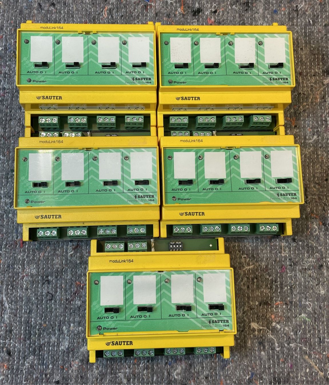 Sistema di controllo: 5 mal Sauter Feldmodul EY-FM164F001 moduLink 164 – Usato da Mörigen venduto da Q4