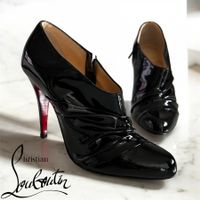 Christian Louboutin Paris Sexy Lackleder High Heels Gr. 35