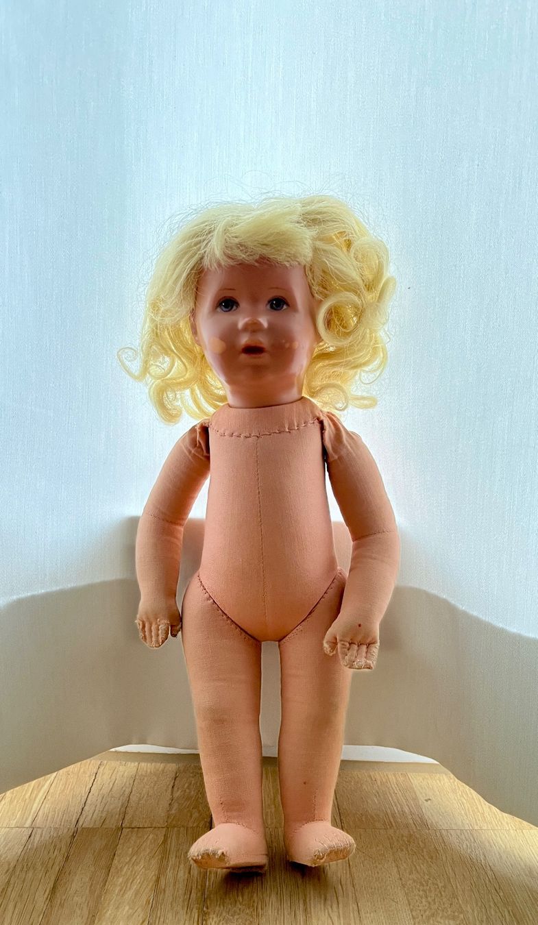 Käthe Kruse Bambole: Käthe Kruse Puppe, Original. – Usato da St. Gallen venduto da reg_f8h8 8