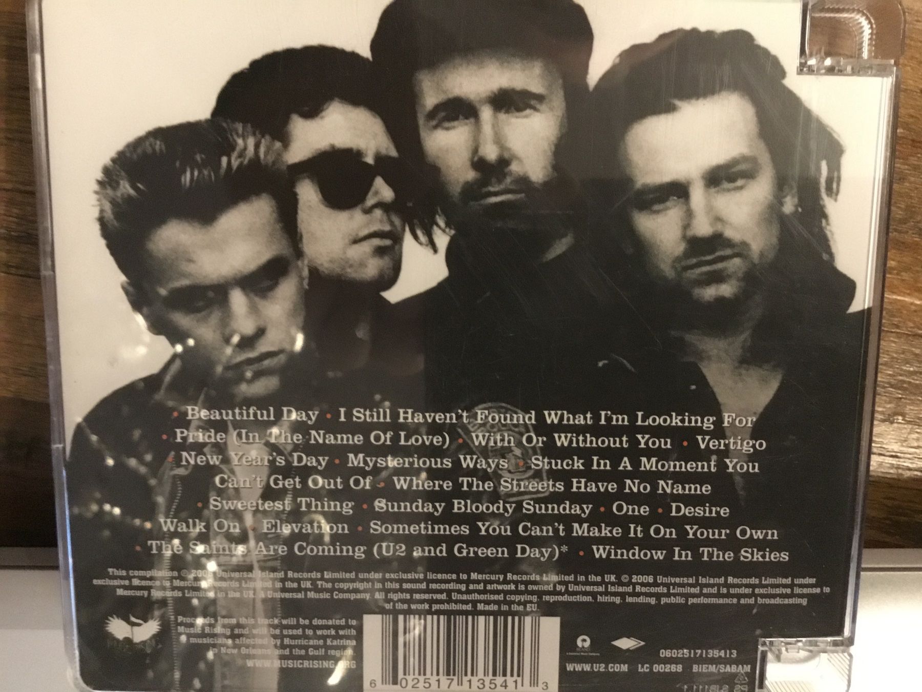 CD: U2 - 18 Singles - Top Zustand – Usato da Thierachern venduto da sweden08 1