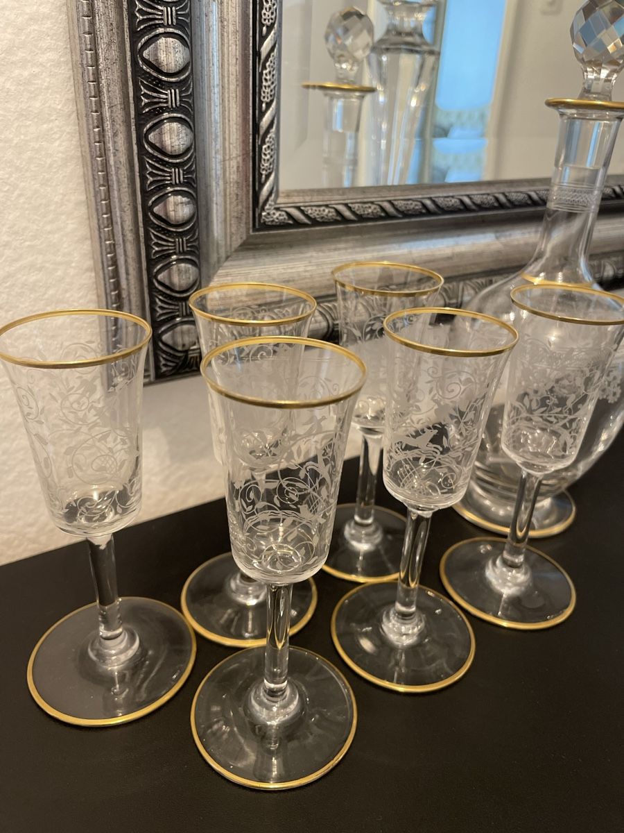 Karaffen: Kristall Karaffe mit 6 Schnaps Becher Handarbeit verziert. – Gebraucht aus Basel von Ga12345 9
